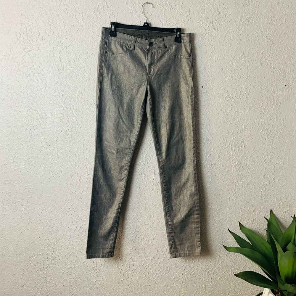 Calvin Klein shimmer jeggings.